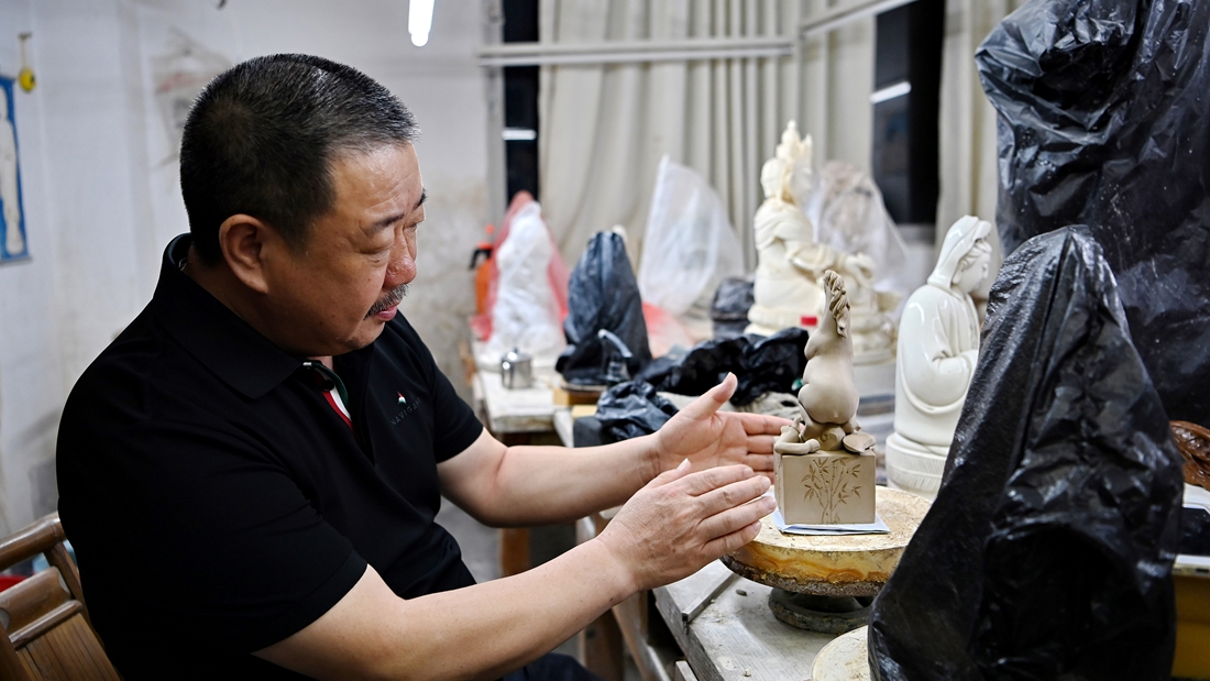 中國白·德化瓷 出口步伐加快