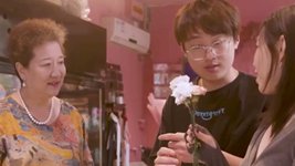 科技味、健康范……透視“孝心禮物”里的消費(fèi)升級(jí)