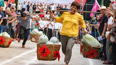 豐收時(shí)節(jié) 中國(guó)農(nóng)民熱愛哪些體育運(yùn)動(dòng)？