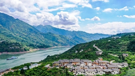 堅(jiān)定不移走高質(zhì)量發(fā)展之路——新時代中國經(jīng)濟(jì)建設(shè)述評