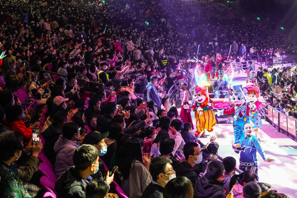 新華全媒＋｜元旦假期消費(fèi)市場(chǎng)：人氣漸旺，暖意漸濃