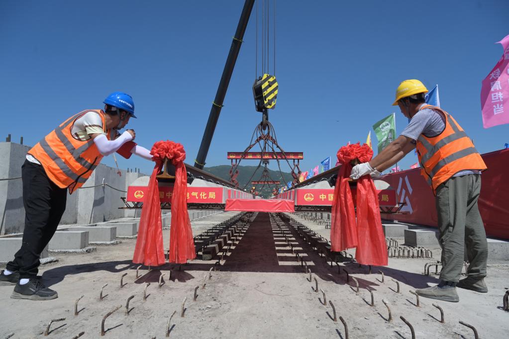 福州：濱?？炀€開始鋪軌 城際鐵路加快建設(shè)