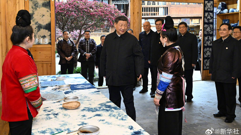 習(xí)近平：民族的特色，很古樸也很時(shí)尚
