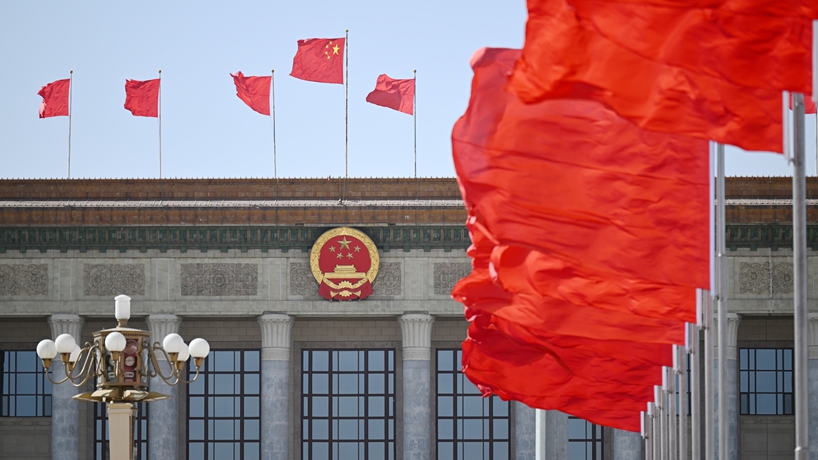 新華社評論員：沿著中國特色社會(huì)主義道路實(shí)現(xiàn)偉大夢想